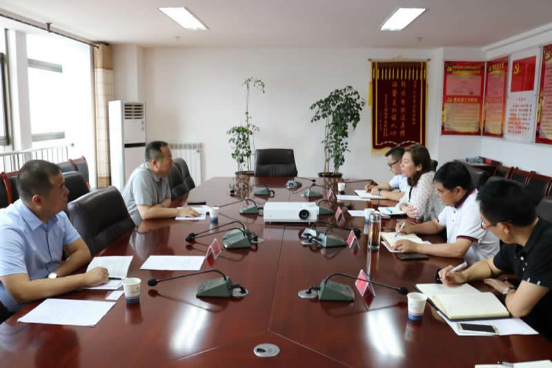 甘肅（天水）國(guó)際陸港管理委員會(huì)與甘肅金控?fù)?dān)保集團(tuán)召開業(yè)務(wù)對(duì)接座談會(huì)